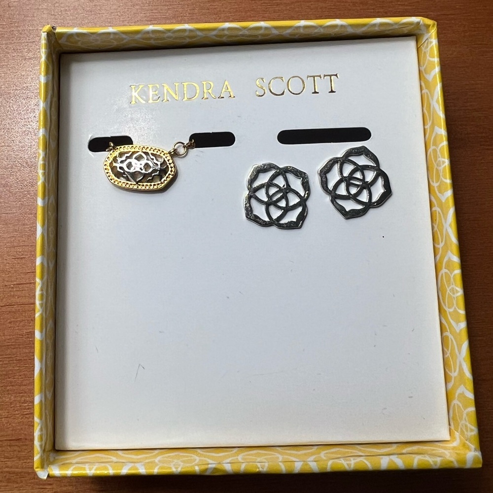 Kendra Scott necklace and earring set.